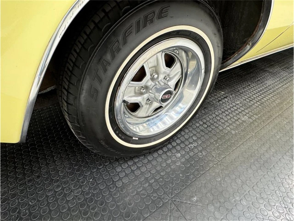 1976 Oldsmobile Cutlass 4th Gen - Image 23 of 31