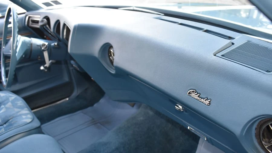 1976 Oldsmobile Cutlass 4th Gen - Image 10 of 30