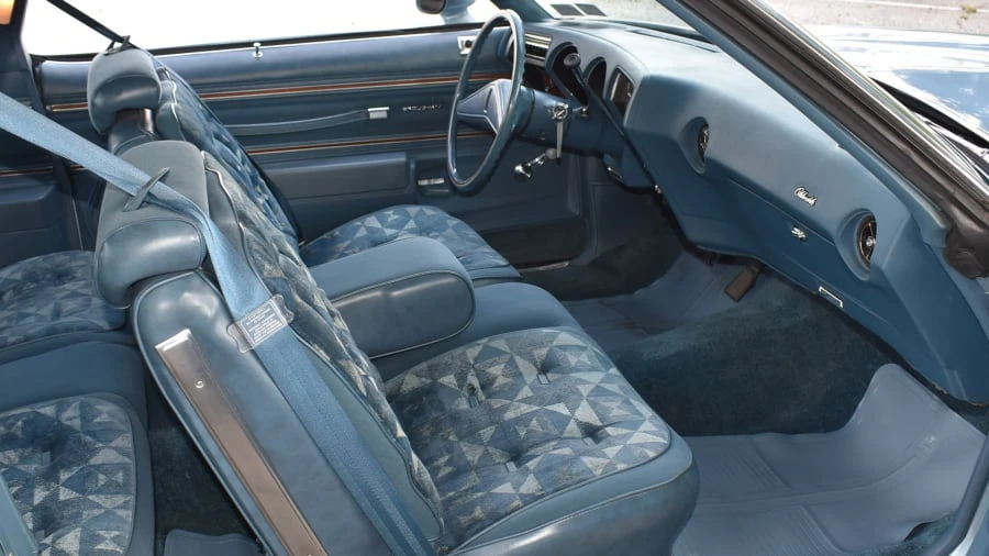 1976 Oldsmobile Cutlass 4th Gen - Image 21 of 30