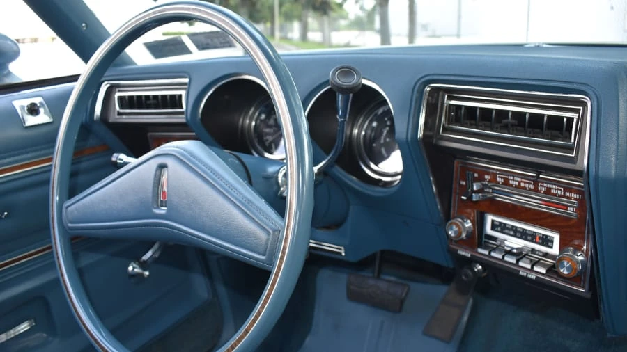 1976 Oldsmobile Cutlass 4th Gen - Image 24 of 30