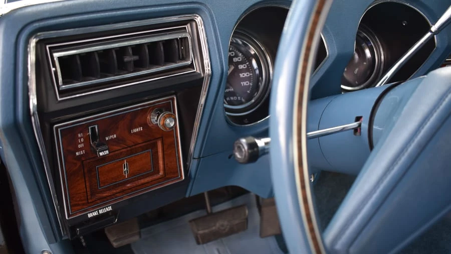 1976 Oldsmobile Cutlass 4th Gen - Image 25 of 30