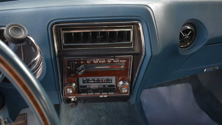 1976 Oldsmobile Cutlass 4th Gen - Image 26 of 30