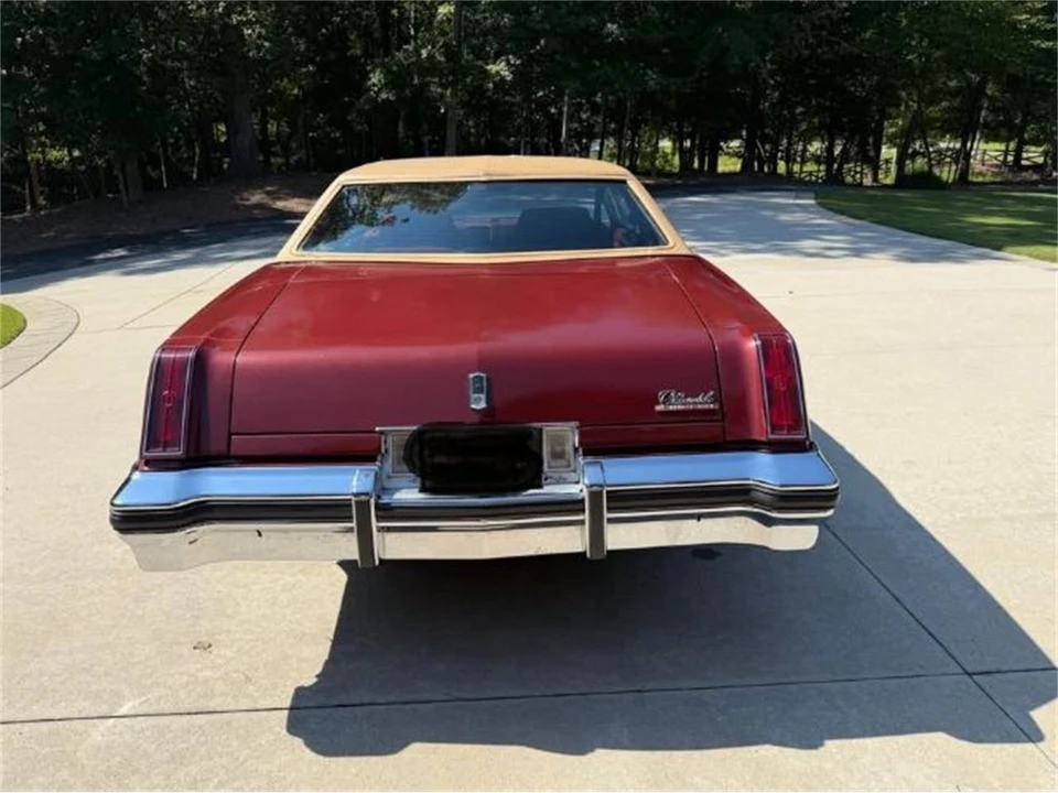 1976 Oldsmobile Cutlass 4th Gen - Image 3 of 18