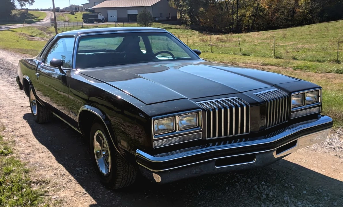 1976 Oldsmobile Cutlass Supreme - Image 2 of 16
