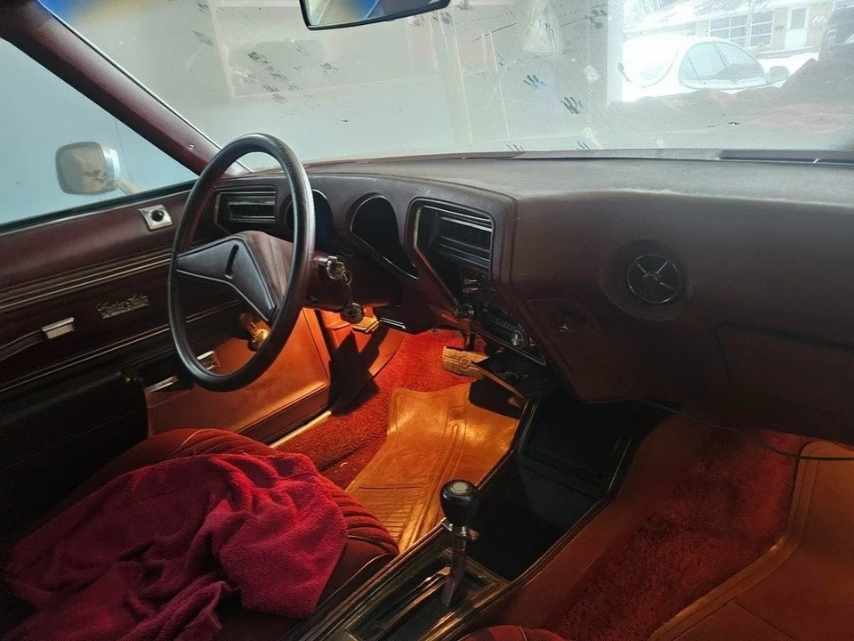 1976 Oldsmobile Cutlass 4th Gen - Image 4 of 11