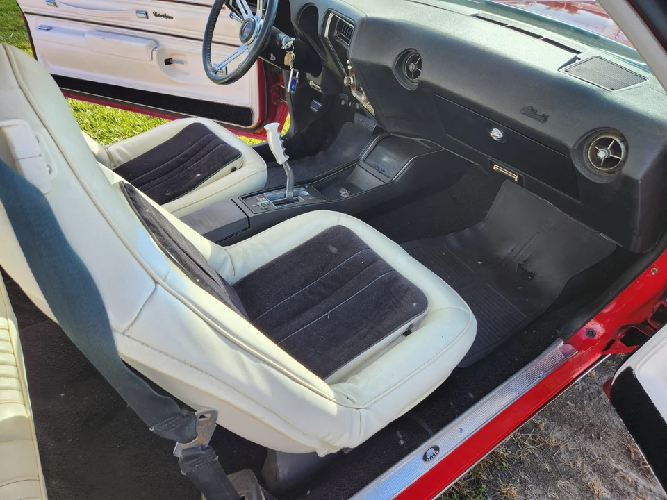 1976 Oldsmobile Cutlass 4th Gen - Image 17 of 21