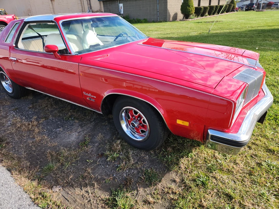1976 Oldsmobile Cutlass 4th Gen - Image 2 of 21