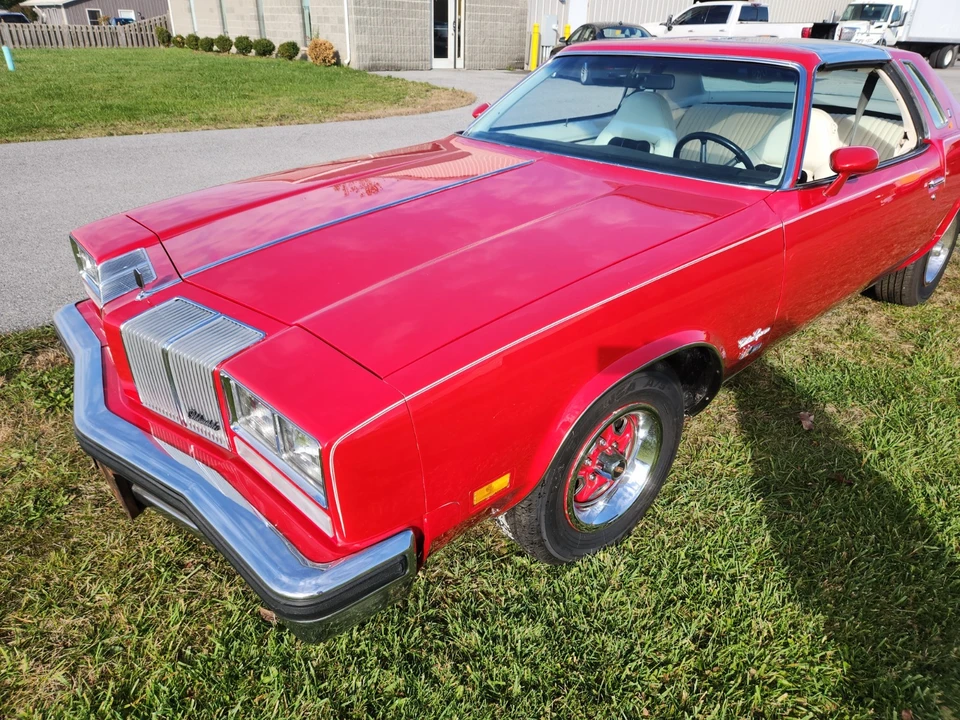 1976 Oldsmobile Cutlass 4th Gen - Image 4 of 21