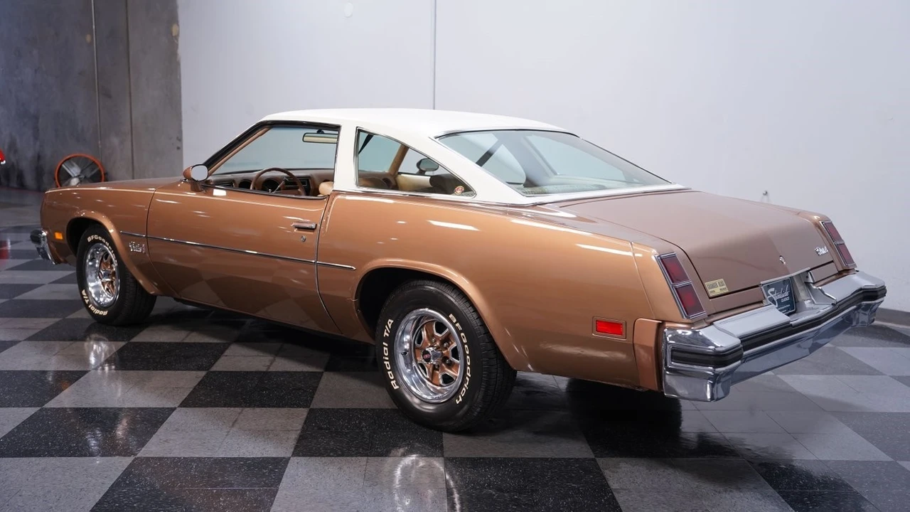 1976 Oldsmobile Cutlass 4th Gen - Image 8 of 12