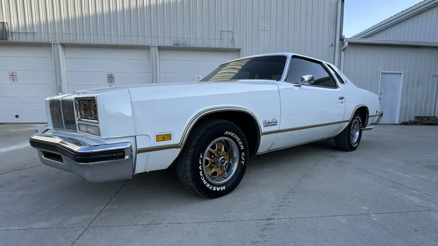 1976 Oldsmobile Cutlass 4th Gen - Image 10 of 22