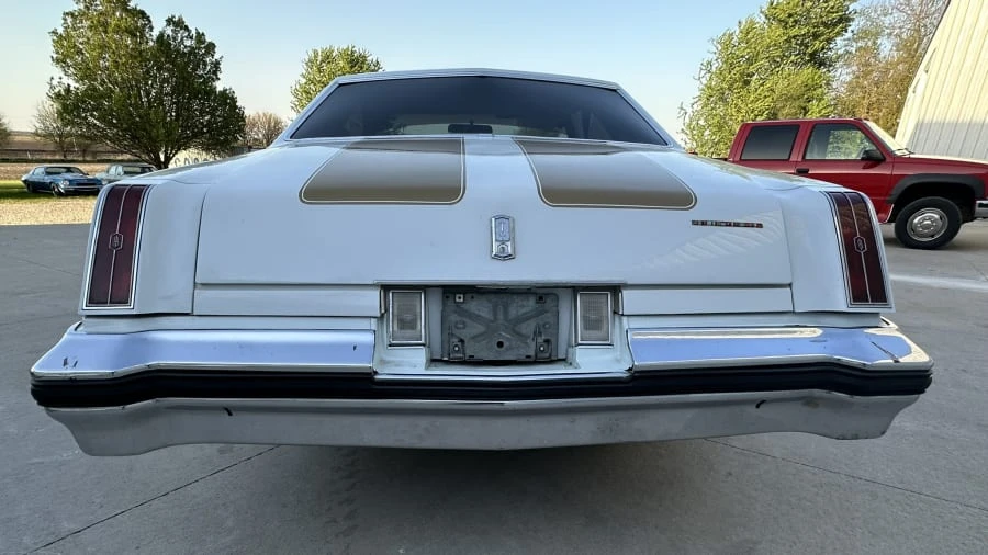 1976 Oldsmobile Cutlass 4th Gen - Image 5 of 22