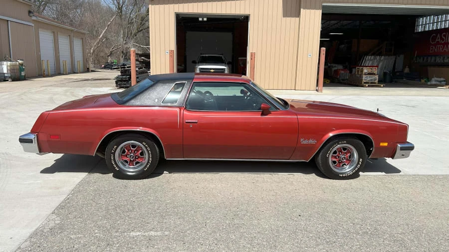 1976 Oldsmobile Cutlass 4th Gen - Image 5 of 10