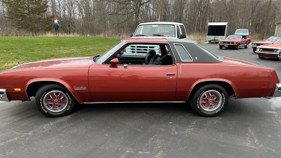 1976 Oldsmobile Cutlass 4th Gen - Image 2 of 8
