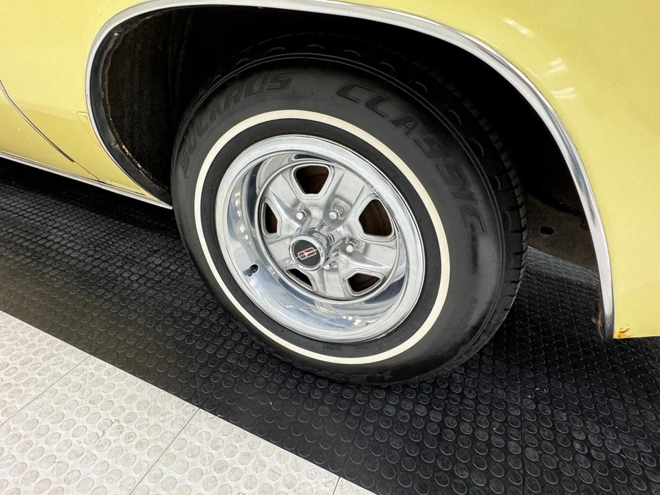 1976 Oldsmobile Cutlass 4th Gen - Image 20 of 31