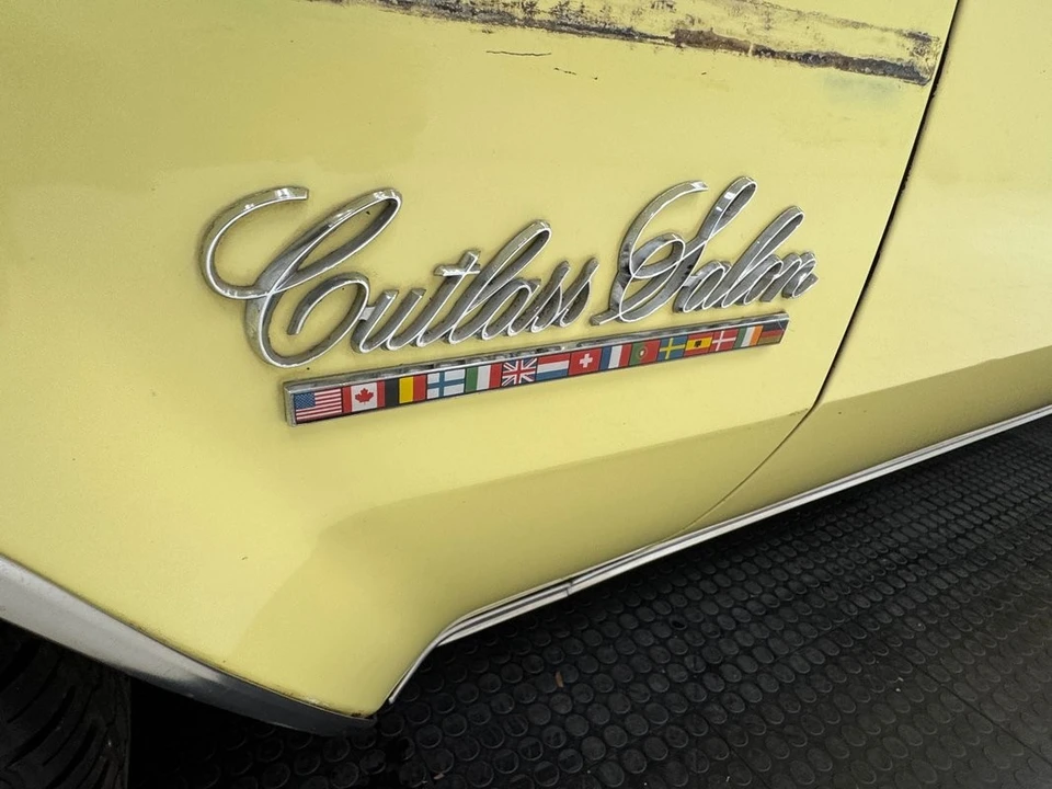 1976 Oldsmobile Cutlass 4th Gen - Image 14 of 31
