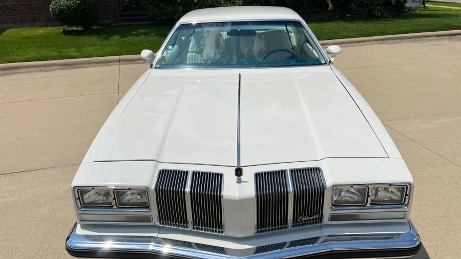 1976 Oldsmobile Cutlass Supreme - Image 8 of 31