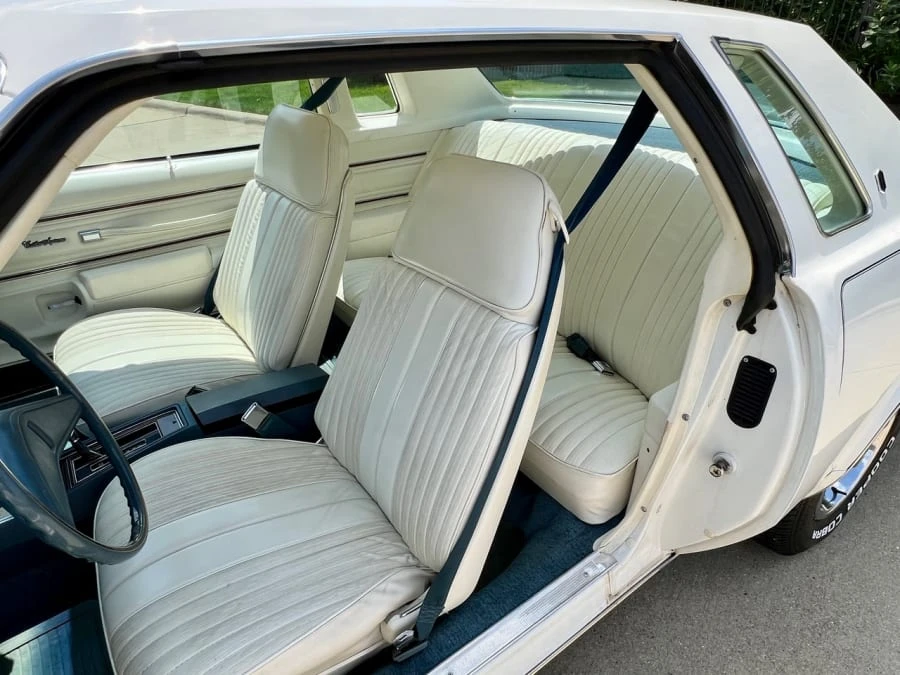 1976 Oldsmobile Cutlass Supreme - Image 22 of 31