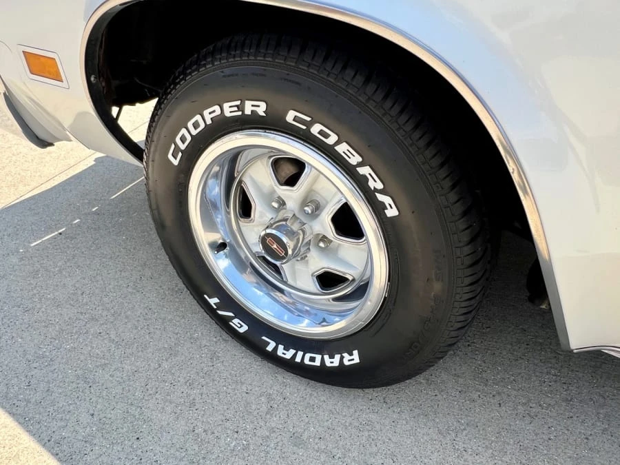 1976 Oldsmobile Cutlass Supreme - Image 11 of 31