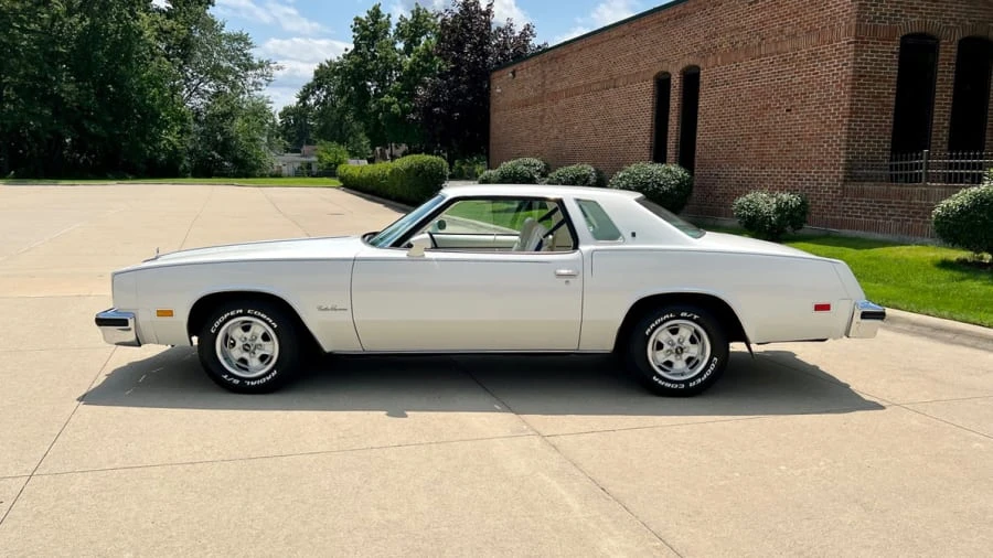 1976 Oldsmobile Cutlass Supreme - Image 2 of 31