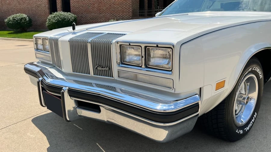 1976 Oldsmobile Cutlass Supreme - Image 12 of 31
