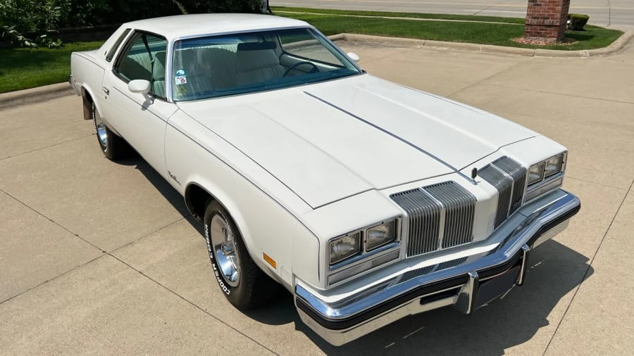 1976 Oldsmobile Cutlass Supreme - Image 13 of 31