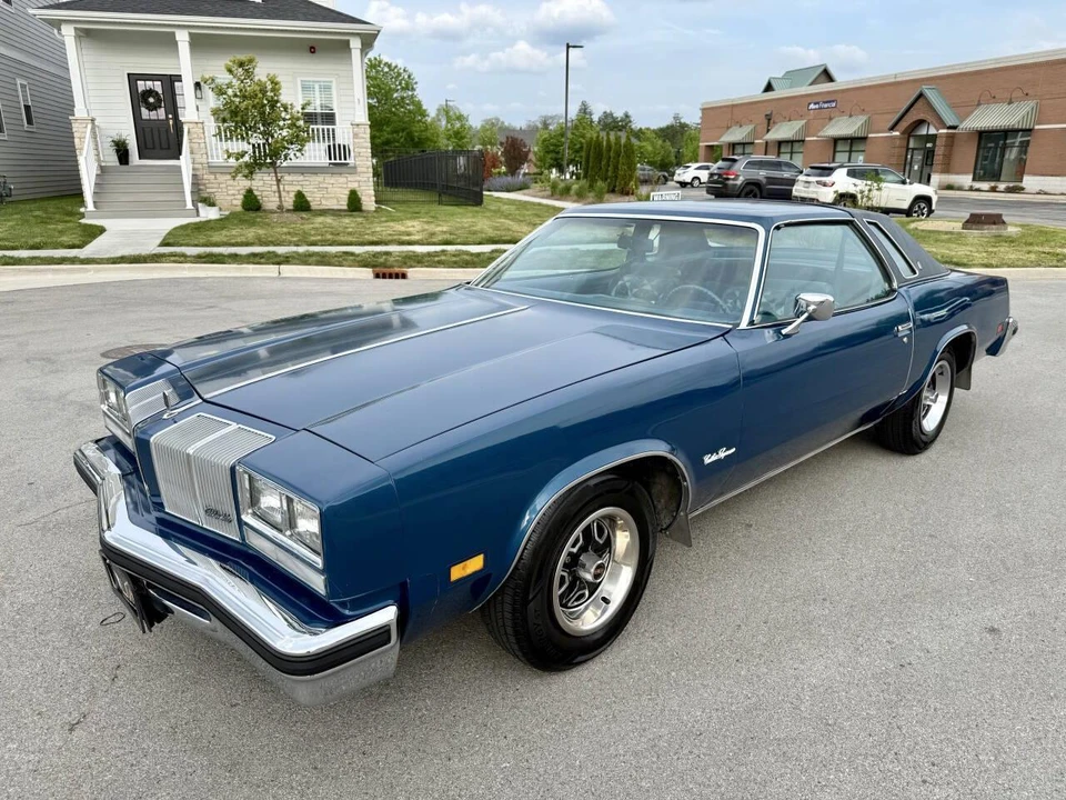 1976 Oldsmobile Cutlass Supreme - Image 2 of 31