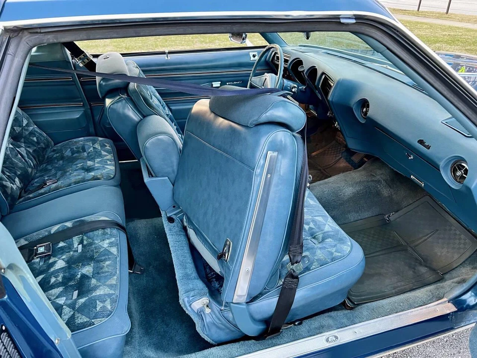 1976 Oldsmobile Cutlass Supreme - Image 21 of 31