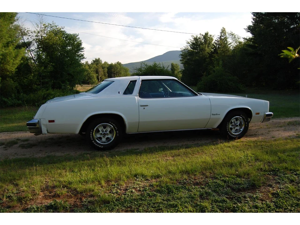 1976 Oldsmobile Cutlass Supreme - Image 2 of 18