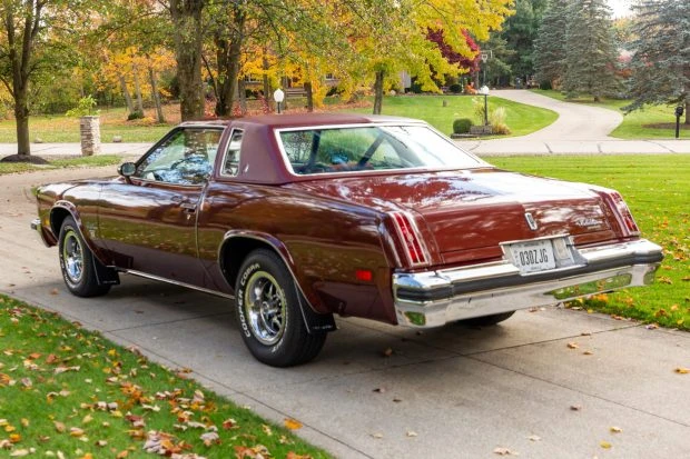 1976 Oldsmobile Cutlass Supreme - Image 2 of 7