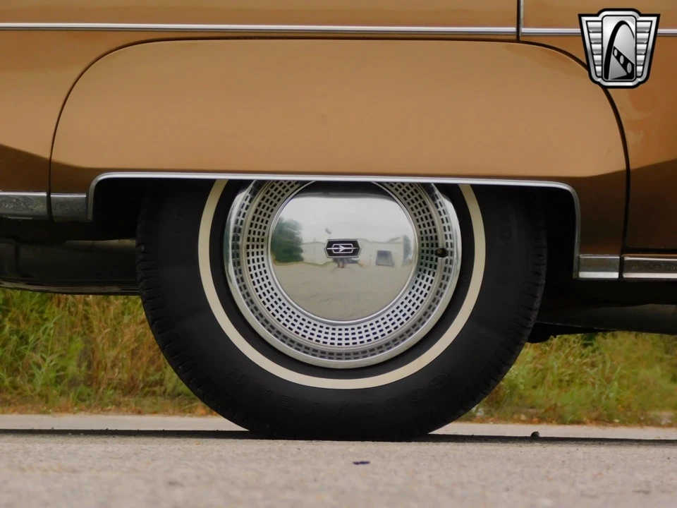 1976 Oldsmobile 98 - Image 11 of 12