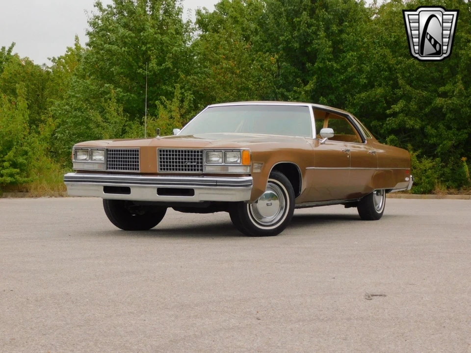 1976 Oldsmobile 98 - Image 3 of 12