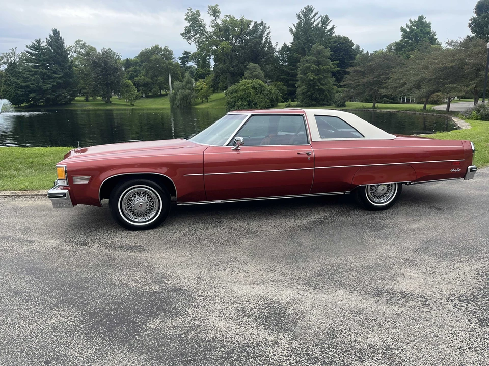 1976 Oldsmobile 98 - Image 2 of 31