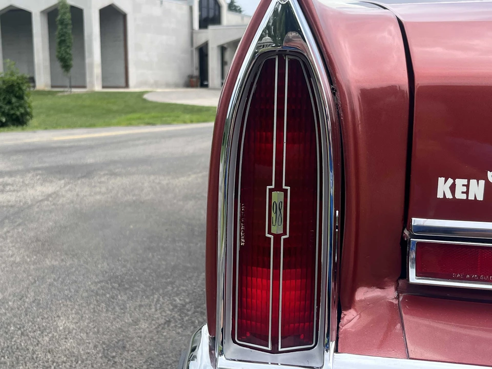 1976 Oldsmobile 98 - Image 22 of 31