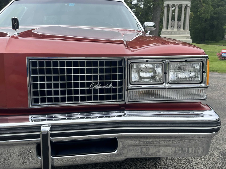 1976 Oldsmobile 98 - Image 27 of 31