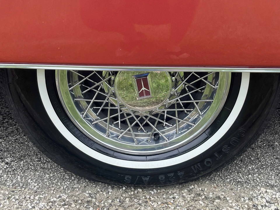 1976 Oldsmobile 98 - Image 30 of 31