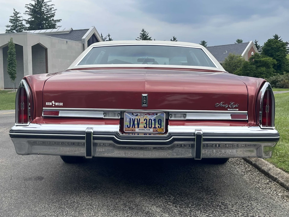 1976 Oldsmobile 98 - Image 6 of 31