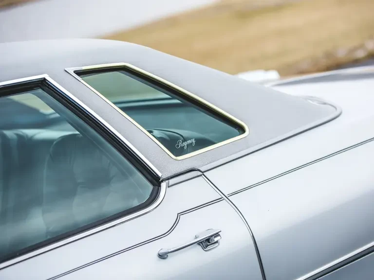 1976 Oldsmobile 98 - Image 20 of 24