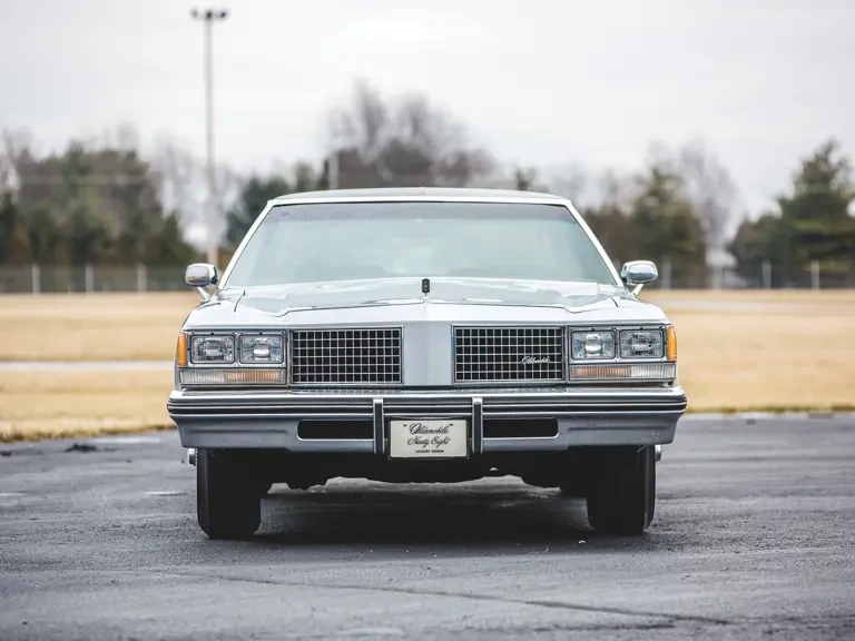 1976 Oldsmobile 98 - Image 9 of 24