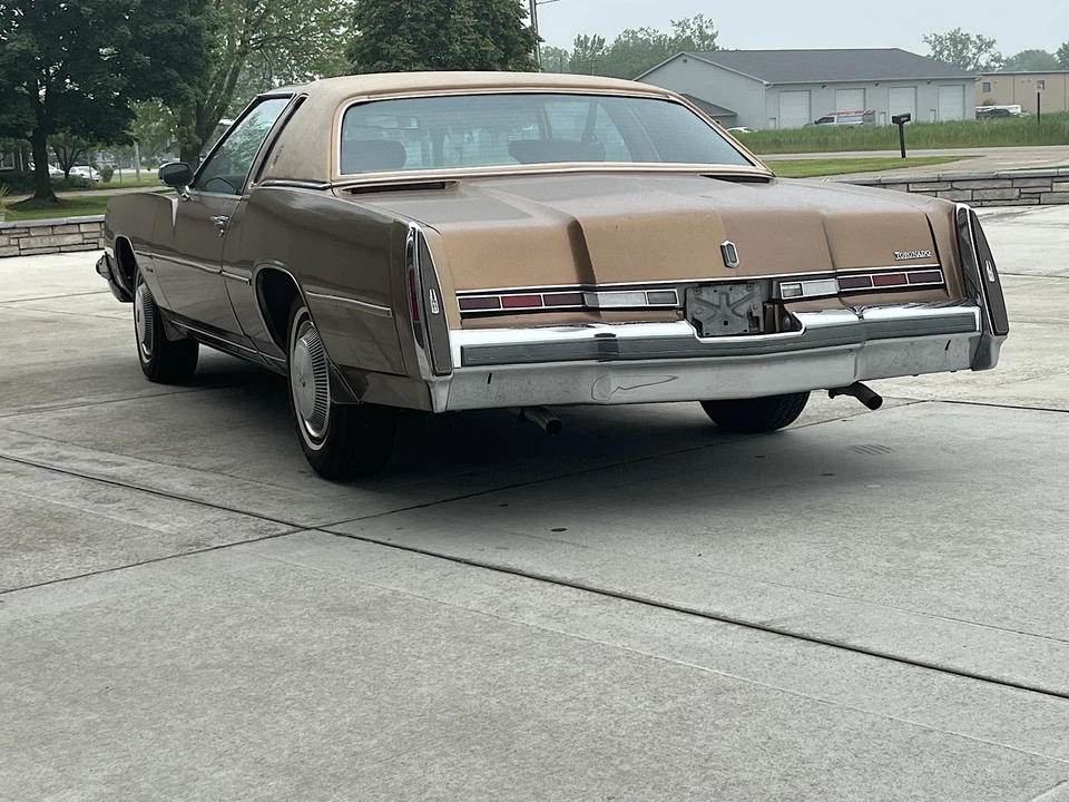 1976 Oldsmobile Toronado - Image 6 of 31