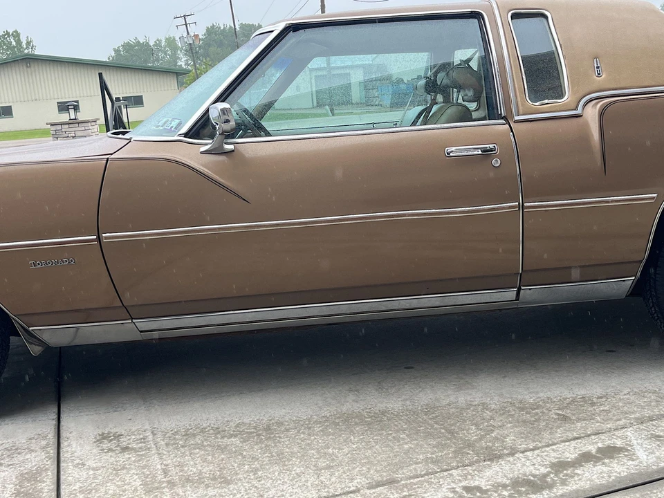1976 Oldsmobile Toronado - Image 21 of 31