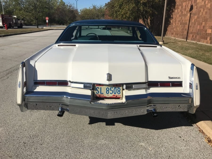 1976 Oldsmobile Toronado - Image 11 of 12