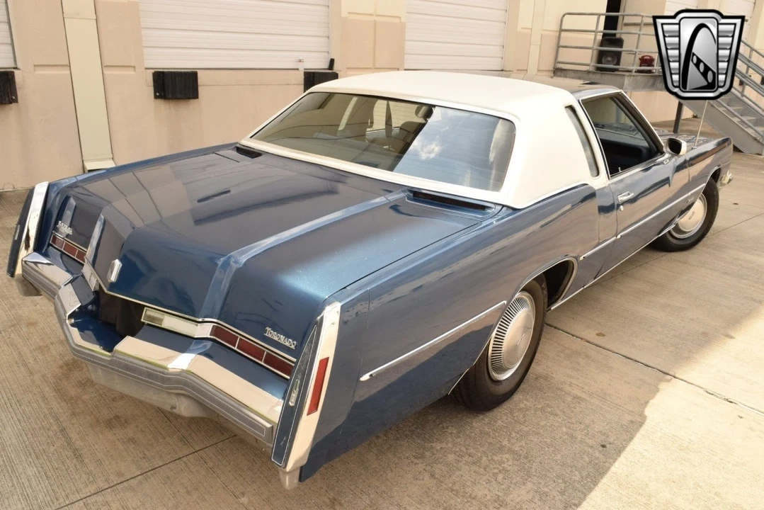 1976 Oldsmobile Toronado - Image 11 of 12