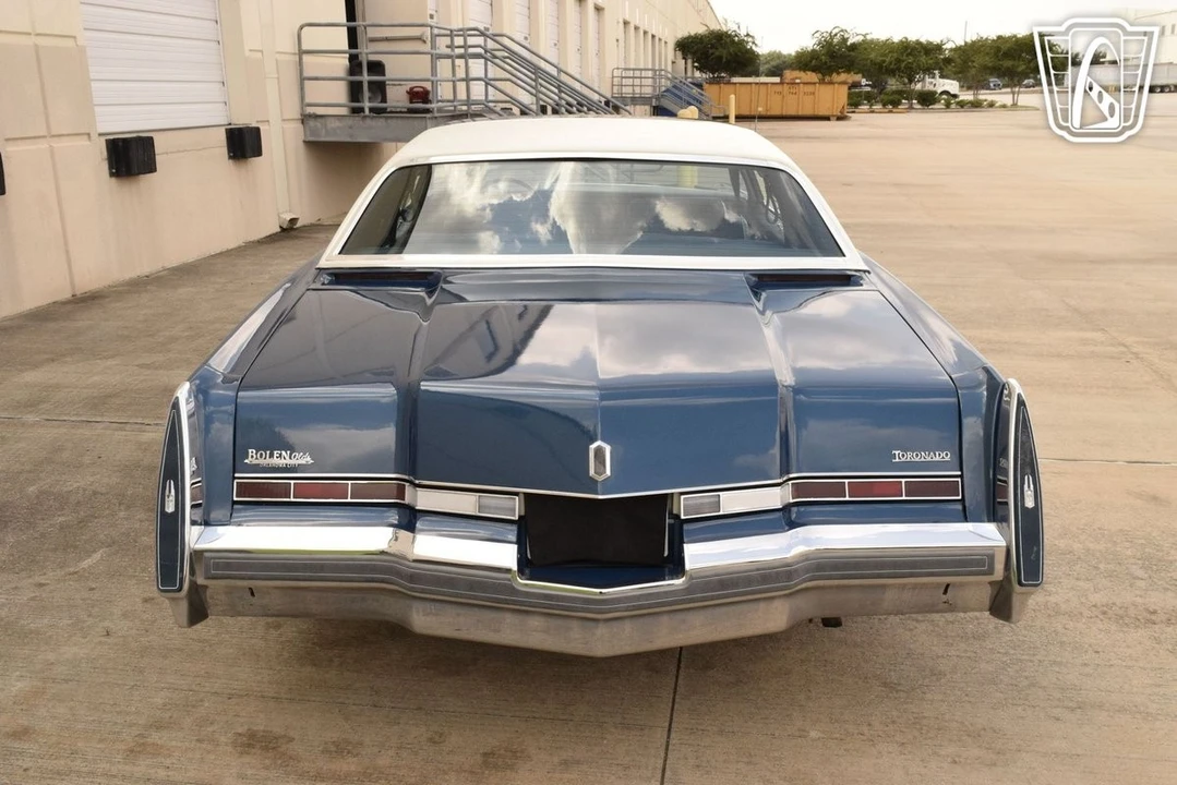 1976 Oldsmobile Toronado - Image 11 of 12