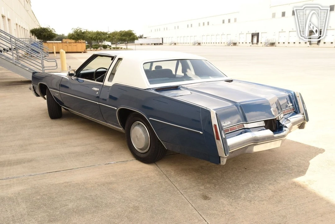 1976 Oldsmobile Toronado - Image 8 of 12