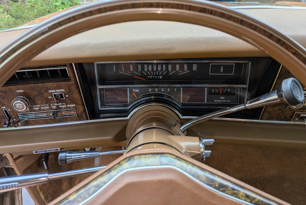 1976 Oldsmobile Toronado - Image 30 of 31