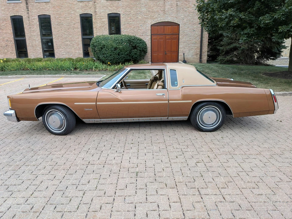 1976 Oldsmobile Toronado - Image 2 of 31
