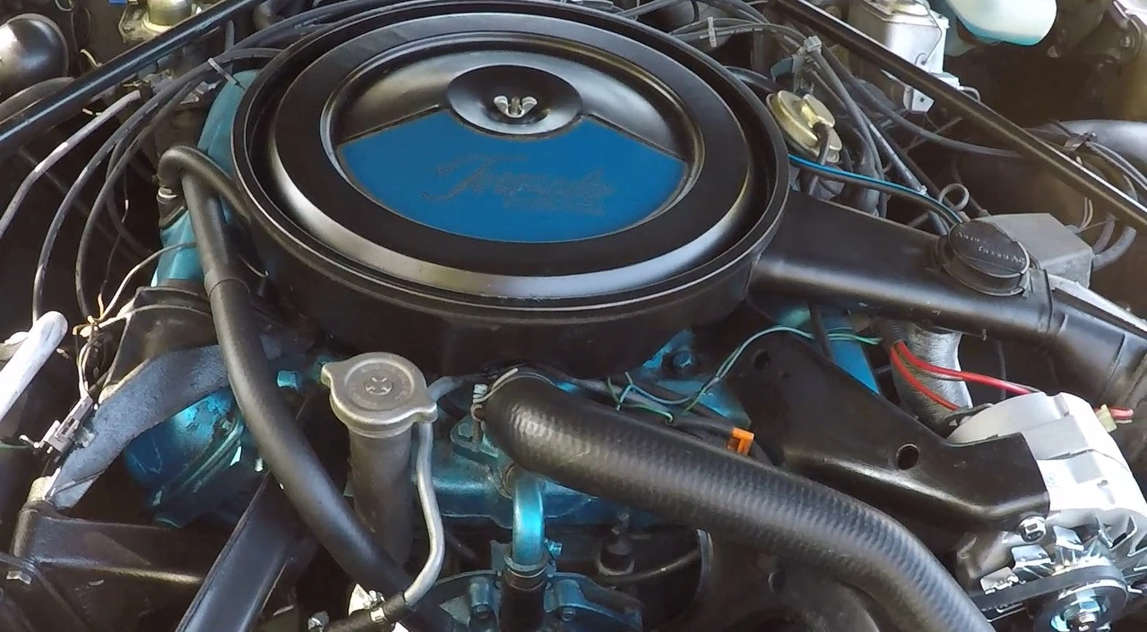 1976 Oldsmobile Toronado - Image 18 of 31