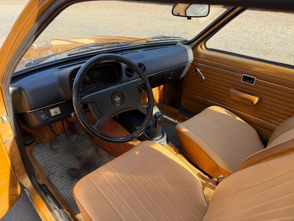 1976 Opel - Image 9 of 21