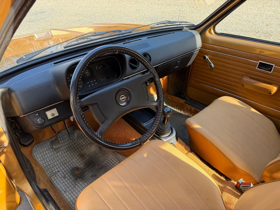 1976 Opel - Image 10 of 21