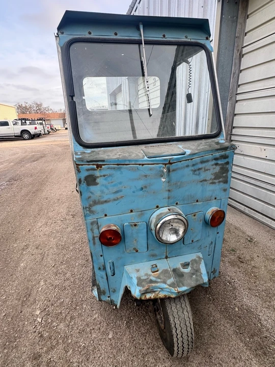 1976 Cushman - Image 2 of 8